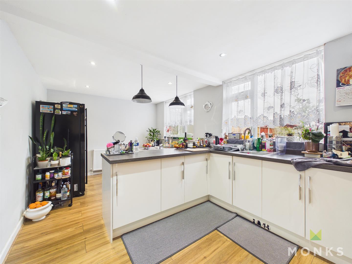 4 Meadow Farm Drive, Shrewsbury, SY1 4LN For Sale